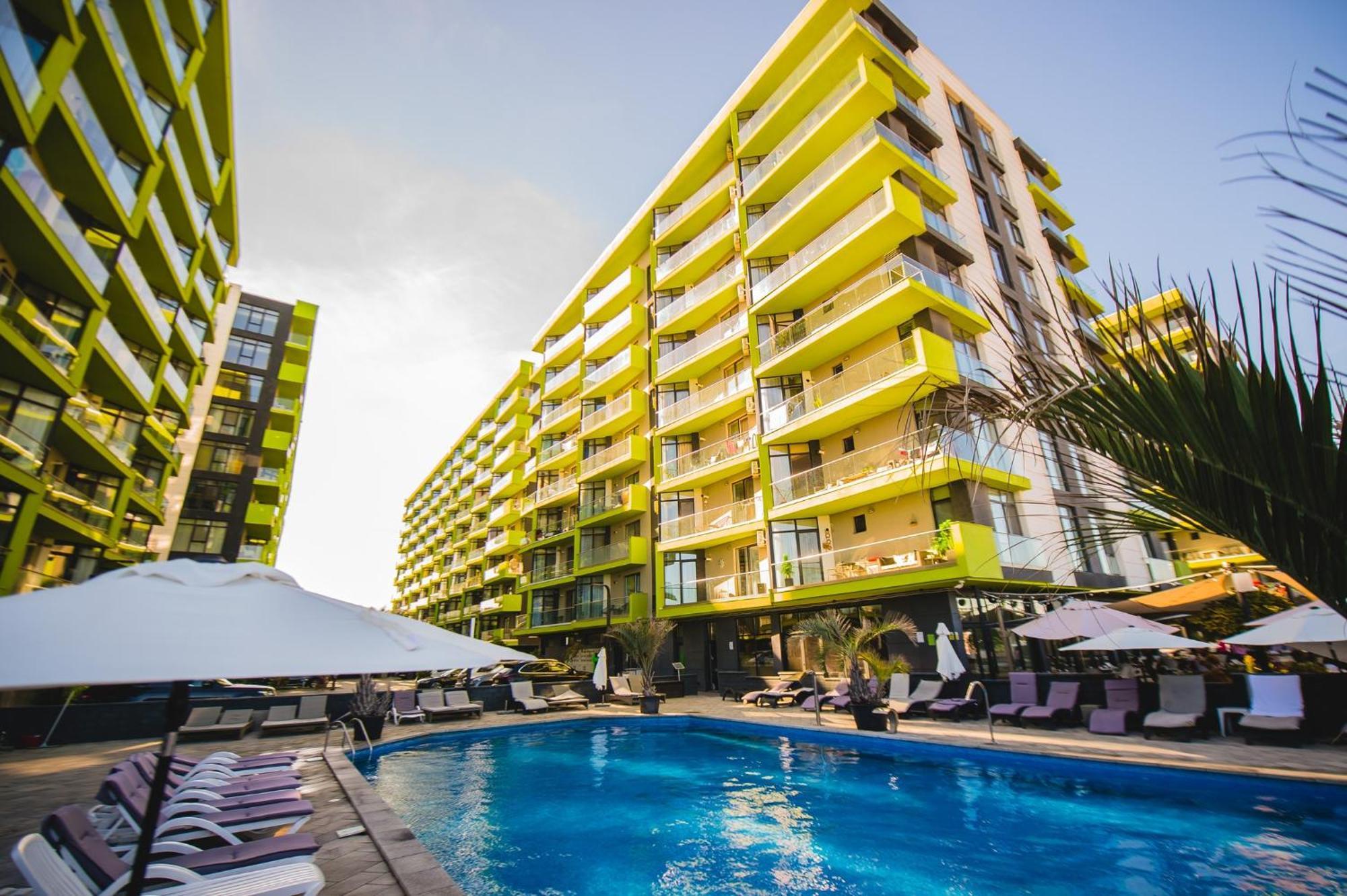 Purple Onyx - Pool & Spa Beach Resort นาโวดาริ ภายนอก รูปภาพ